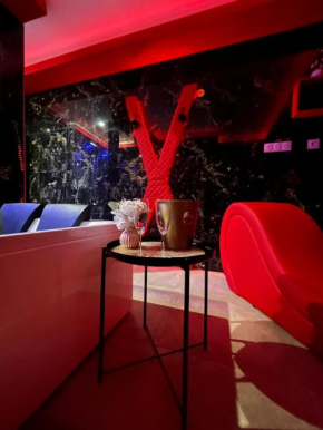 Love Room La Tour